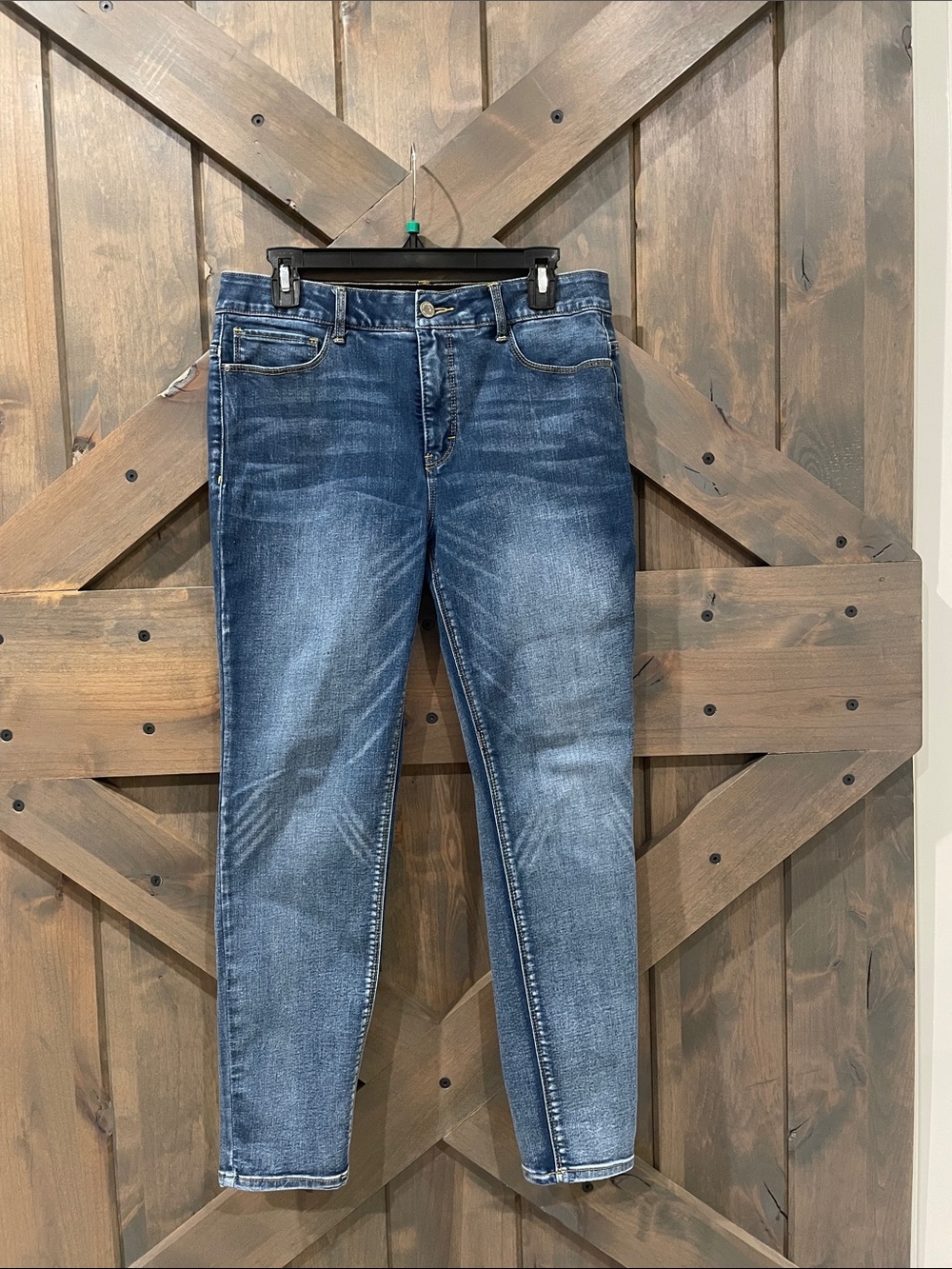 WHBM Classic Mid-Rise Blue Women’s Jeans